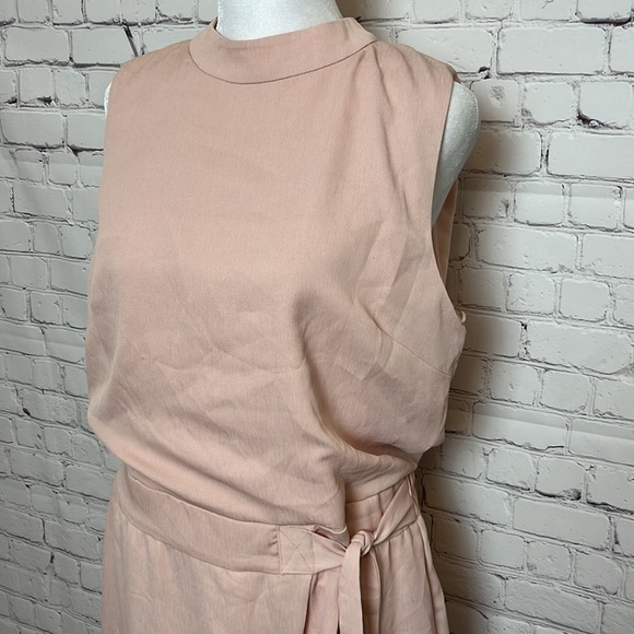 Potter’s Pot Sleeveless Romper - Picture 3 of 14